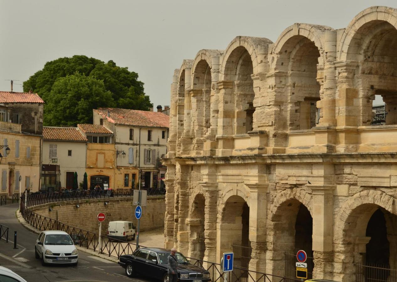 La Pitchoun Des Arenes Villa Arles Exterior photo