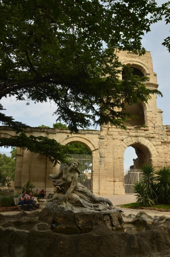 La Pitchoun Des Arenes Villa Arles Exterior photo